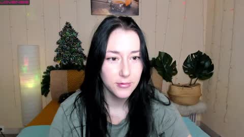 Snapshot of adell_berry chatting on December 20, 1:58 am Adel online show from December 20, 1:58 am