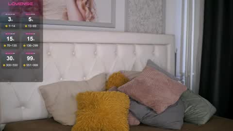 Adelyn online show from March 8, 8:40 am