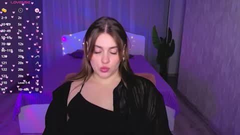 Snapshot of adelynnn chatting on October 10, 4:45 pm Ada online show from October 10, 4:45 pm