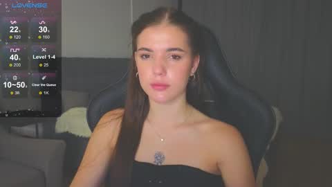 Snapshot of adri_dream chatting on September 29, 9:53 pm Adriana online show from September 29, 9:53 pm