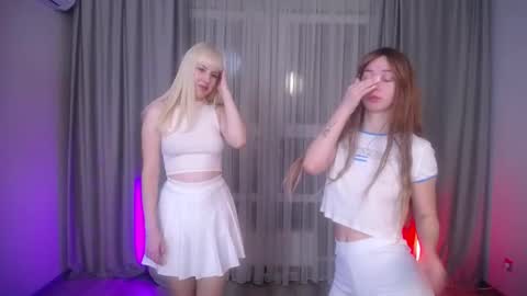 Adriana online show from November 22, 6:32 pm