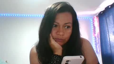Snapshot of adrianagogo18 chatting on February 24, 2:03 pm adrianagogo18 online show from February 24, 2:03 pm
