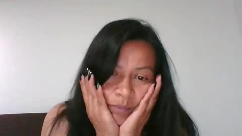 Snapshot of adrianagogo18 chatting on February 23, 4:50 pm adrianagogo18 online show from February 23, 4:50 pm