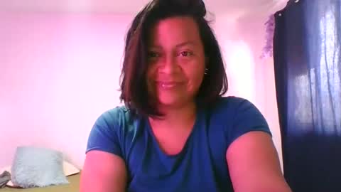 Snapshot of adrianagogo18 chatting on September 13, 5:54 pm adrianagogo18 online show from September 13, 5:54 pm