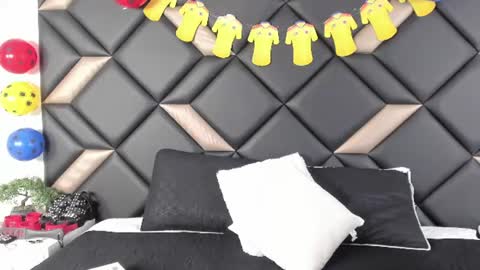 Adriana Harlow online show from June 15, 3:45 pm