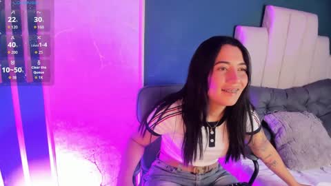 adriienne_ online show from March 27, 8:42 pm