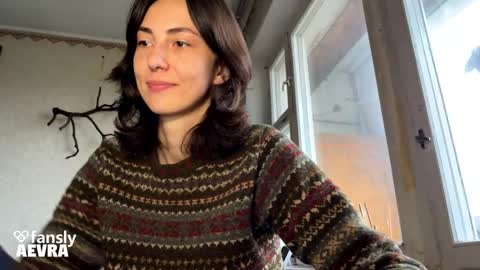 Snapshot of aevra chatting on October 13, 5:10 am vegans taste better online show from October 13, 5:10 am