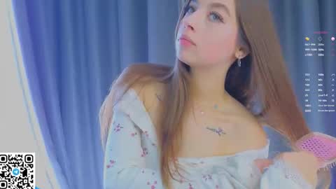 Snapshot of afelia_heks chatting on September 23, 6:33 am Afelia online show from September 23, 6:33 am