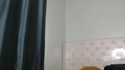 Snapshot of africanpetitequeen chatting on September 16, 1:08 pm CIARA online show from September 16, 1:08 pm