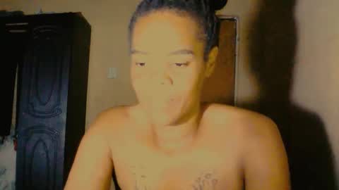 Nikky Love online show from February 28, 10:17 pm