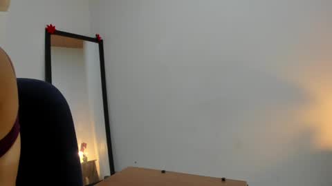 Snapshot of afrodita3123 chatting on February 20, 12:47 pm Lorena online show from February 20, 12:47 pm