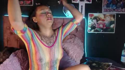 Cris owo online show from March 5, 11:06 pm