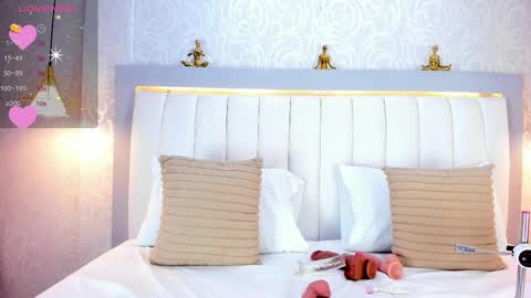 A F R O D I T A  online show from September 11, 11:32 am