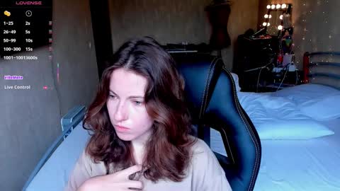 agata_in_wonderland online show from September 25, 8:13 am