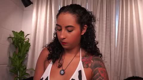 Val   inst  agatha clls online show from November 27, 7:39 pm