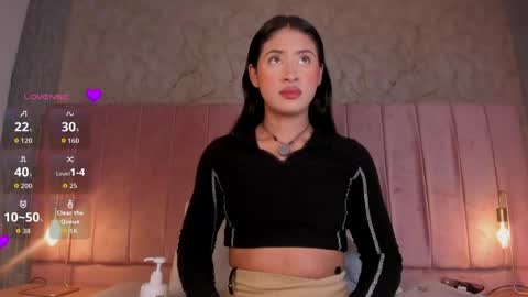 agatha_jener online show from April 22, 11:29 am