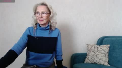 Agatha online show from April 18, 7:07 pm