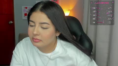 Cat online show from March 31, 4:23 am