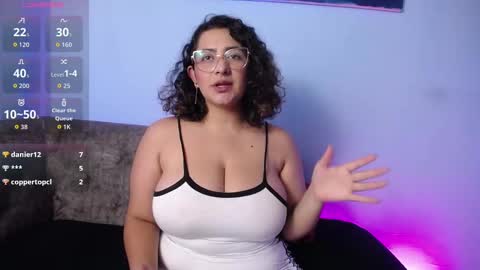 agatha bel    online show from September 13, 8:17 pm