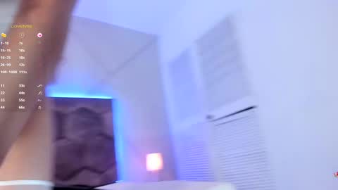 Aggy online show from February 26, 4:08 am