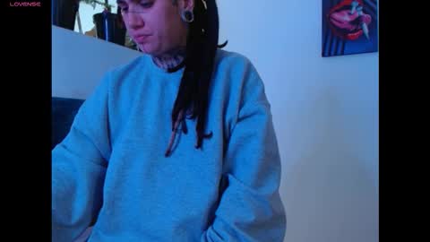 Agness online show from December 15, 6:02 pm