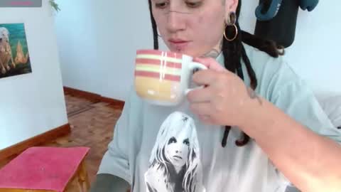 Agness online show from October 9, 7:51 pm