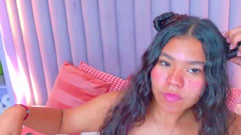 AHSLY online show from May 8, 9:05 pm