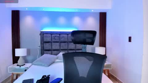 aidajoness online show from February 17, 11:42 am