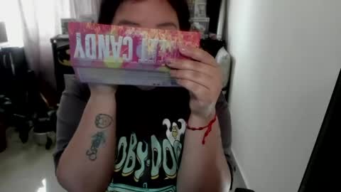 Catalina online show from April 19, 1:11 pm