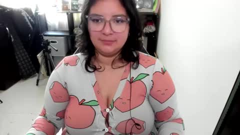 Catalina online show from November 24, 3:47 pm