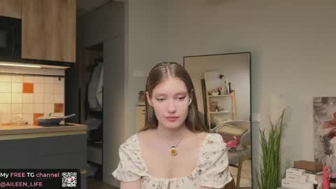 Aileen online show from April 18, 7:58 pm