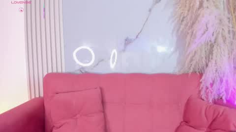 Ailyn online show from September 11, 5:52 am