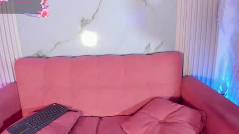 Ailyn online show from October 19, 6:59 am