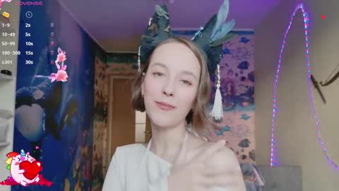 Diva Aira of the Ethereal Fairies online show from September 23, 11:52 am