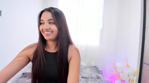 Aisha online show from November 4, 8:58 pm