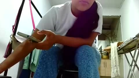 aisha koswell3 online show from March 18, 11:15 am