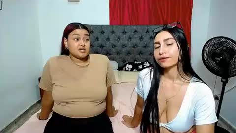 aisha_stacey0410 online show from July 19, 5:10 am