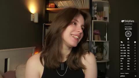 Aliza online show from March 25, 1:22 am