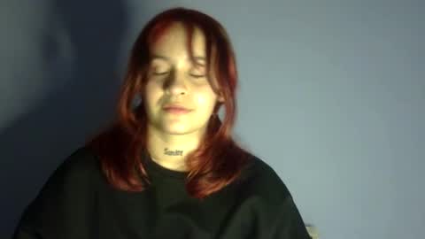 Snapshot of aitana23_ chatting on March 7, 3:40 am aiti online show from March 7, 3:40 am