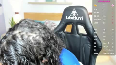 Snapshot of aixa_15 chatting on January 10, 12:04 pm Aixa Burgos online show from January 10, 12:04 pm