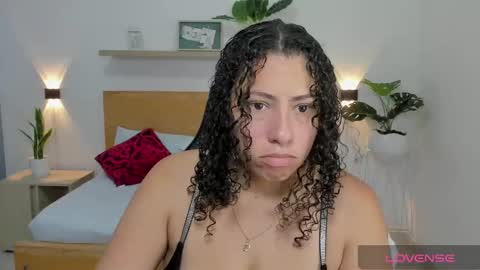 Snapshot of aixa_15 chatting on March 12, 11:20 am Aixa Burgos online show from March 12, 11:20 am