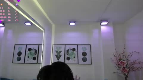 Azaka  online show from April 21, 12:34 pm