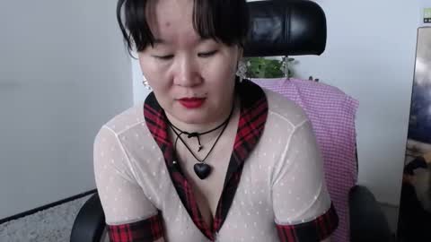 Snapshot of akira_xx chatting on October 2, 2:49 am Akira online show from October 2, 2:49 am
