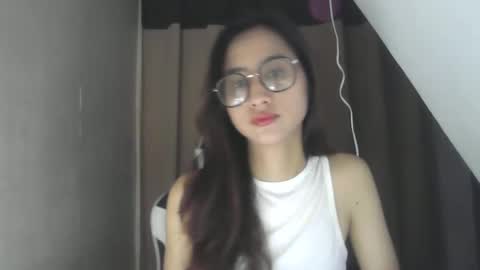 akira_z101 online show from March 3, 9:27 am