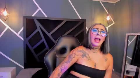 ALAHIA online show from September 27, 11:17 am