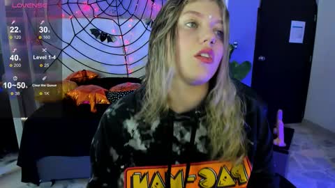 Alaia online show from November 4, 1:27 pm