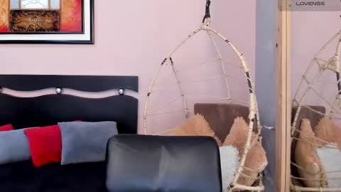 Snapshot of alaiasmile_ chatting on September 20, 8:40 pm online show from September 20, 8:40 pm