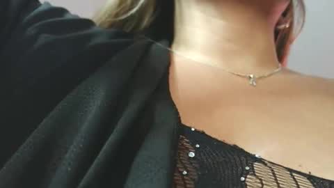 Alana online show from April 17, 8:38 am