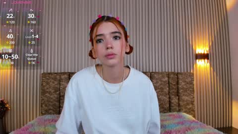 Snapshot of alana_333 chatting on December 16, 1:32 pm A L A N A online show from December 16, 1:32 pm