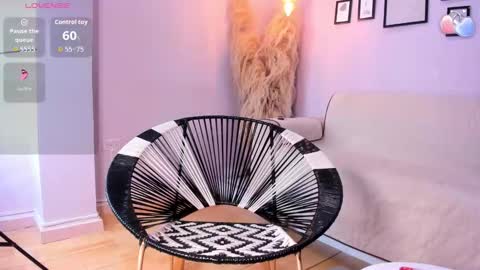 Alana online show from November 14, 1:11 pm